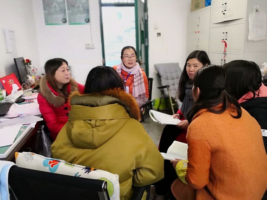 语文组期末复习教研会 (3).jpg