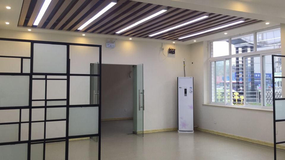 大弯小学通过教师配餐间装修改造工程和校园消防改造工程项目竣工验收。 (1).jpg