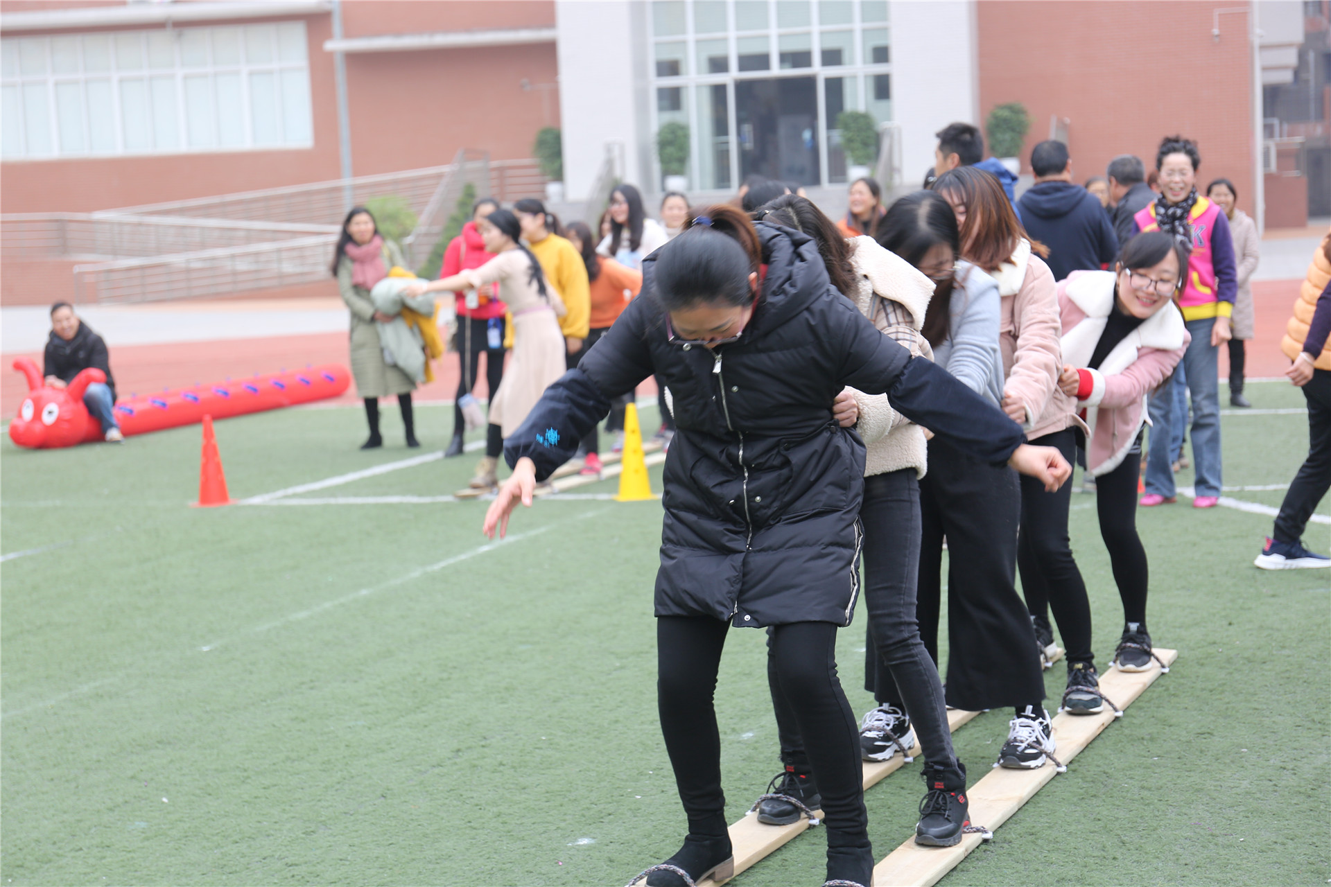 大弯小学-教工运动会 (6).JPG