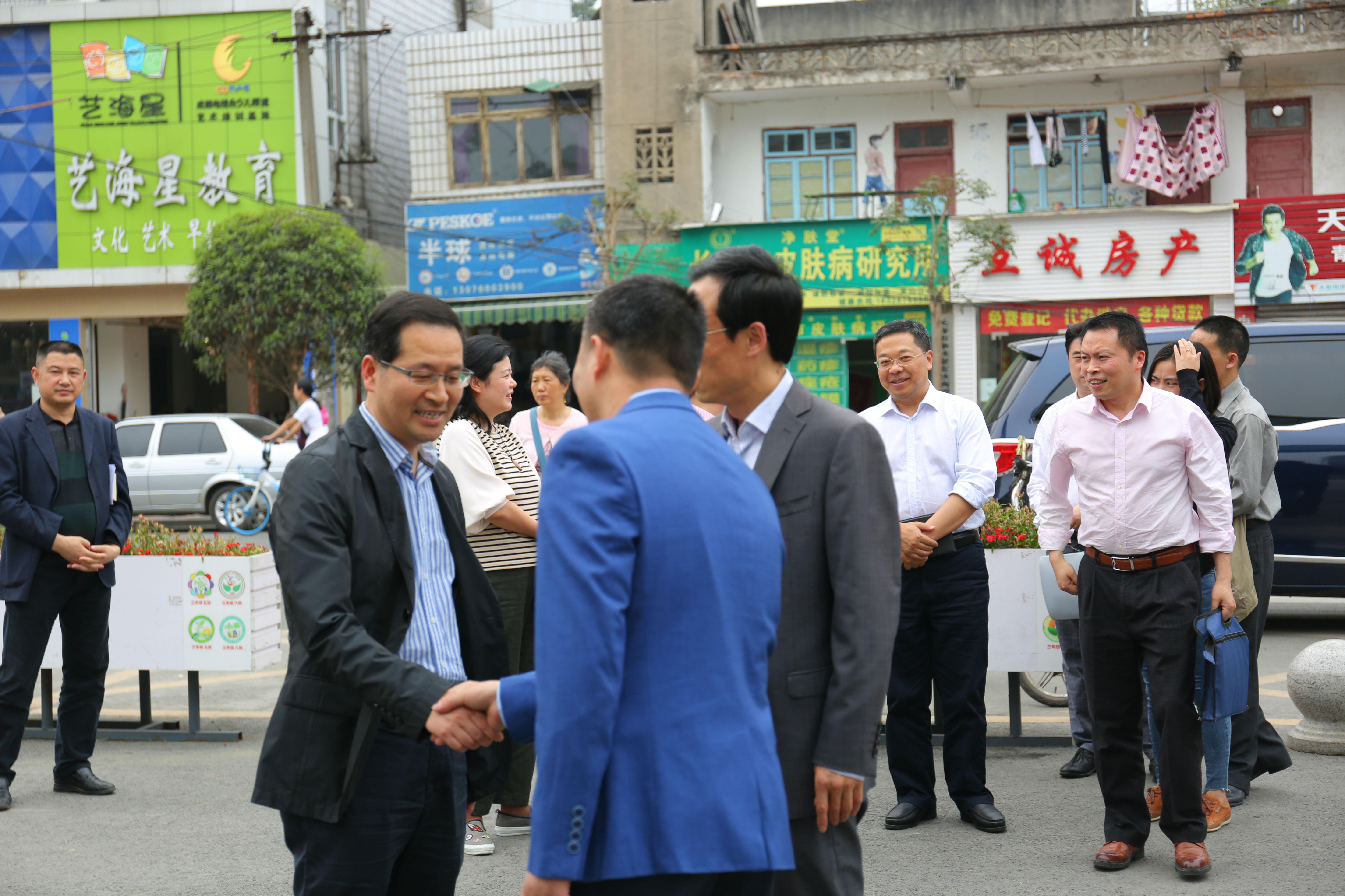 市机关事务管理局视察 (1).JPG