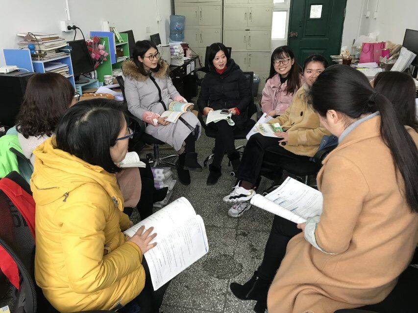 语文组期末复习教研会 (1).jpg