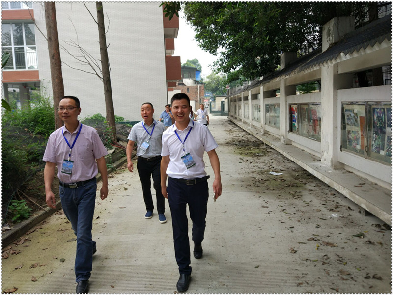 代表巡视-新建工程.jpg