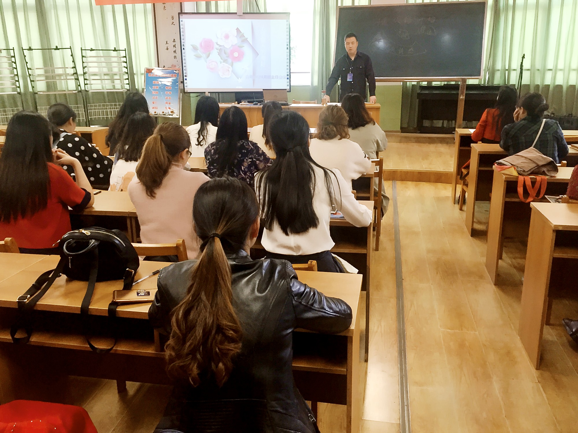 防溺水安全工作布置会1.jpg